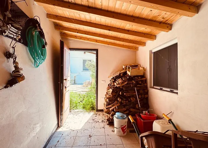 The Quiet Yellow House Vakantiehuis *